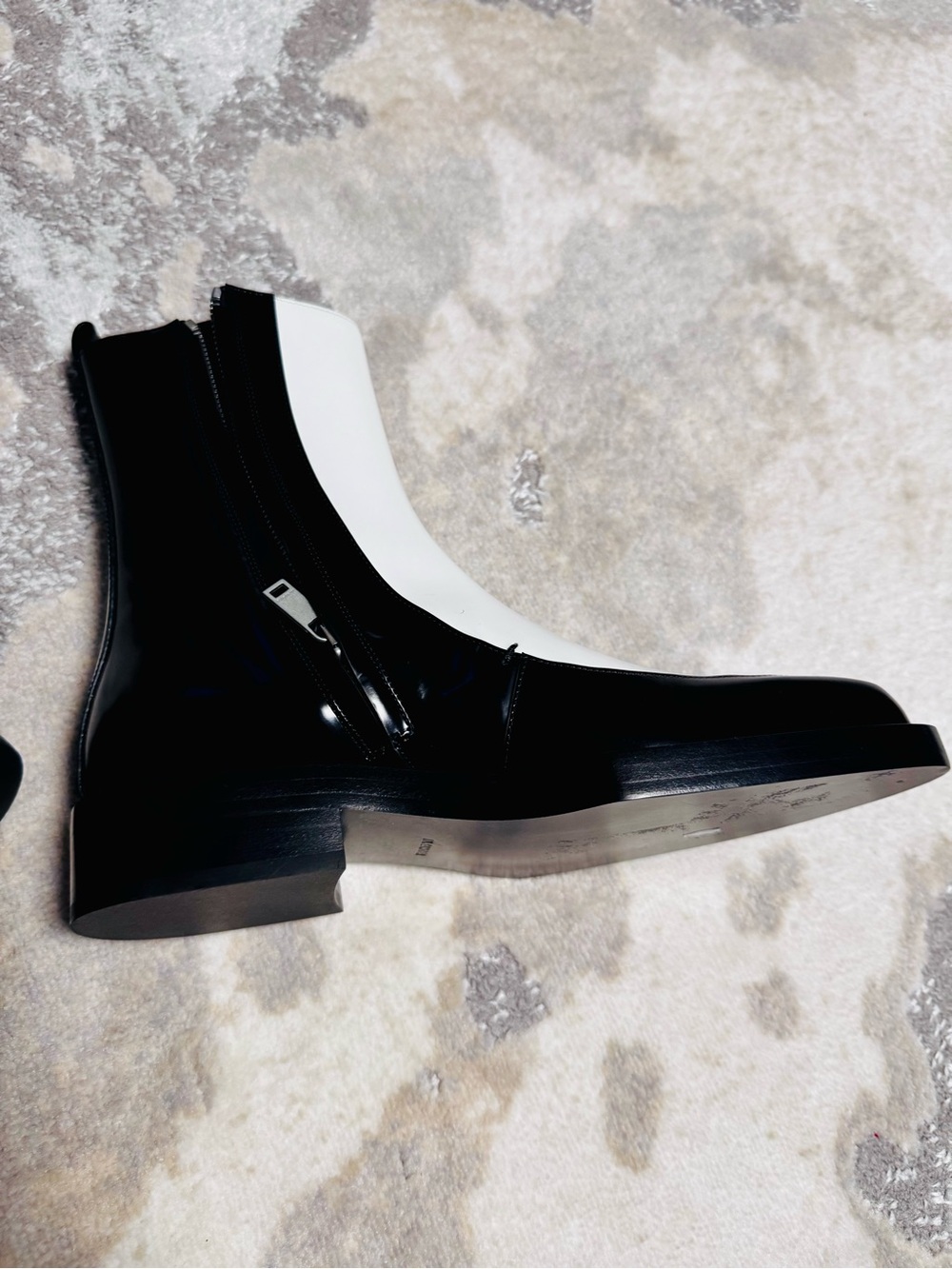 Jil Sander Black and White Leather Ankle Boots - Picture 6 of 6